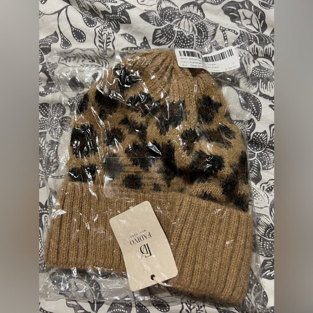 Animal print toque